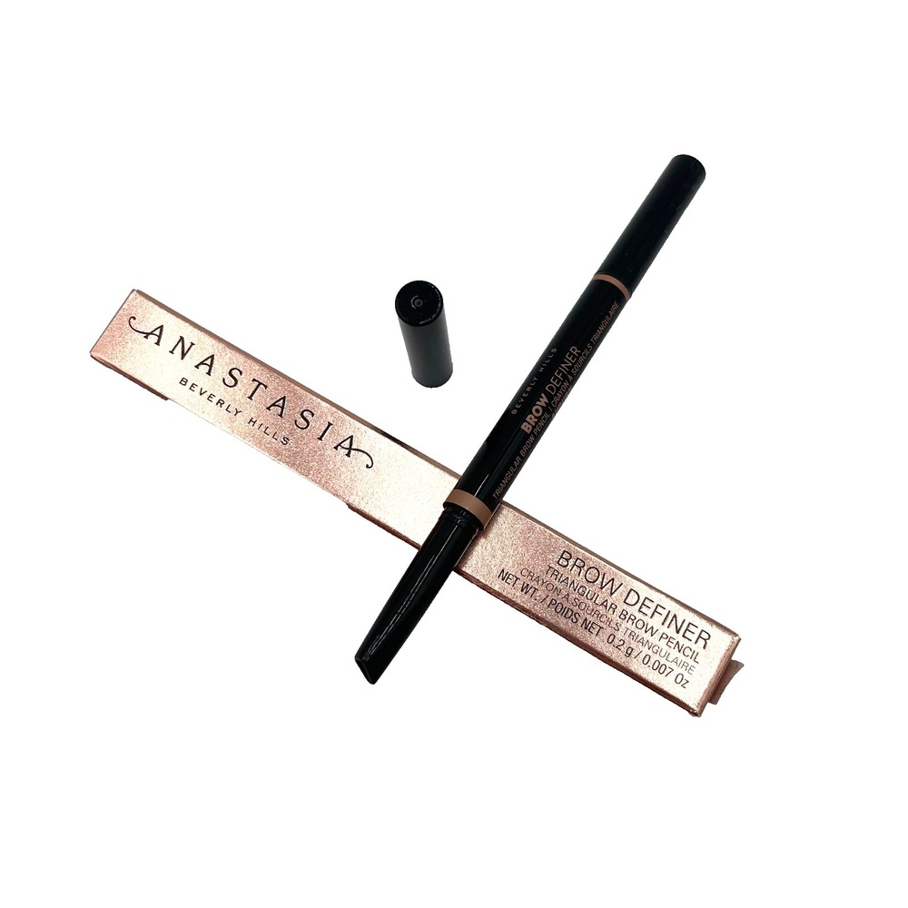 Anastasia‎ Beverly Hills Brow Definer Triangular Brow Pencil Auburn 0.2g/0.007oz - Picture 2 of 3